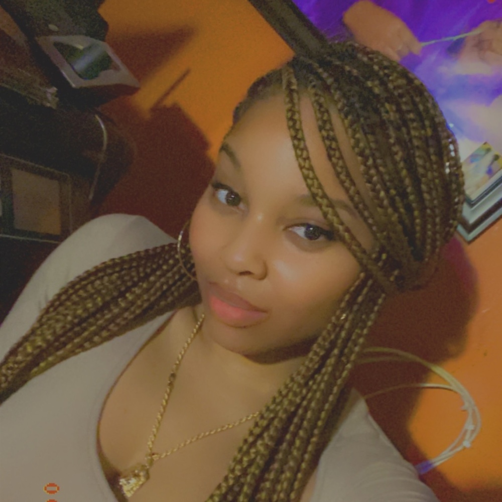 Meet your Posher, Christiana